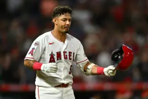 Angels come up empty with bases loaded, falling to Twins