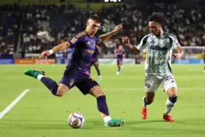 Galaxy look to solidify postseason aspirations