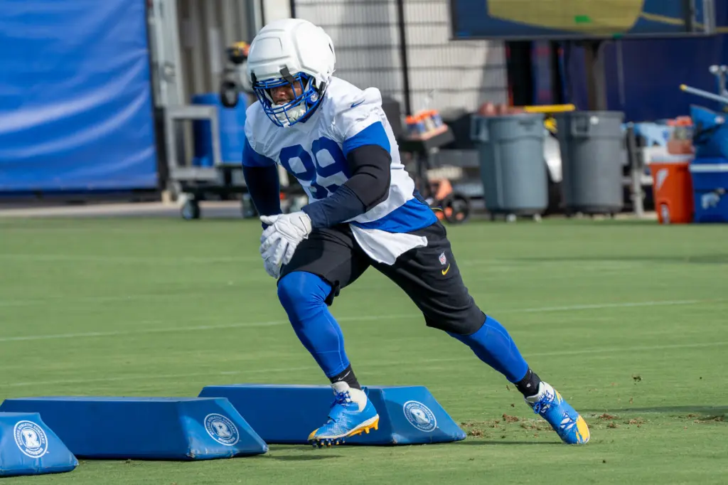 Rams defensive lineman Aaron Donald works out during practice at...