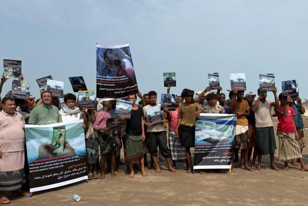 Foreign and Yemeni seafarers protest against Houthi attacks on vessels...