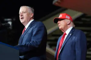 Trump pushes his $5,000 ‘dividend’ pledge if GOP wins midterms. Republican candidates, not as much
