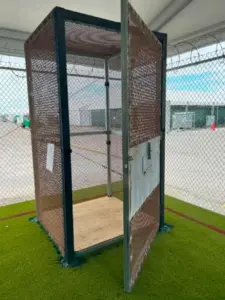 Florida Everglades immigration detainees were held in small metal cages, federal report says