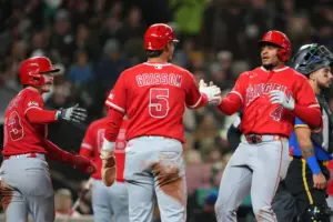 Angels slug their way to victory in Seattle