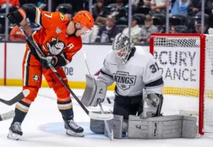 Kings edge Ducks for their 1st win of preseason