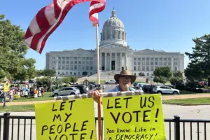 Appeals court favors Trump-backed Missouri congressional map, but Supreme Court will have final say