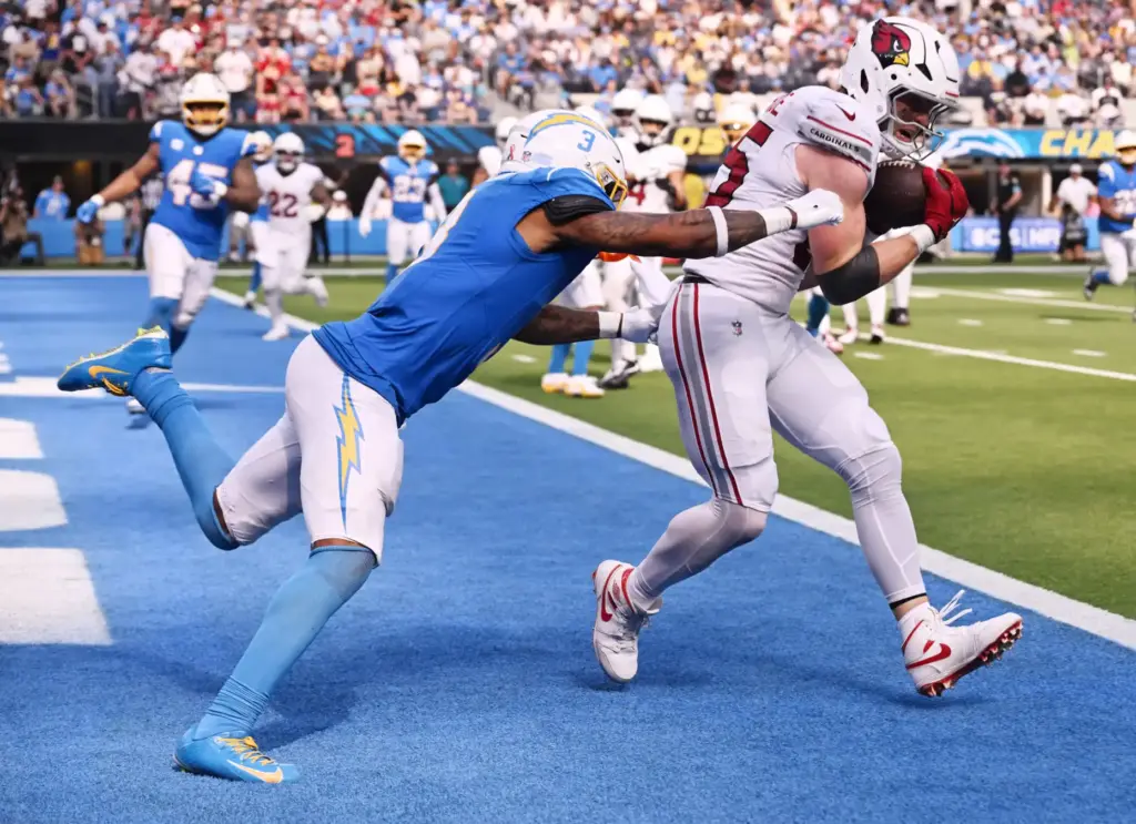 Arizona Cardinals tight end Trey McBride (85) catches a touchdown...