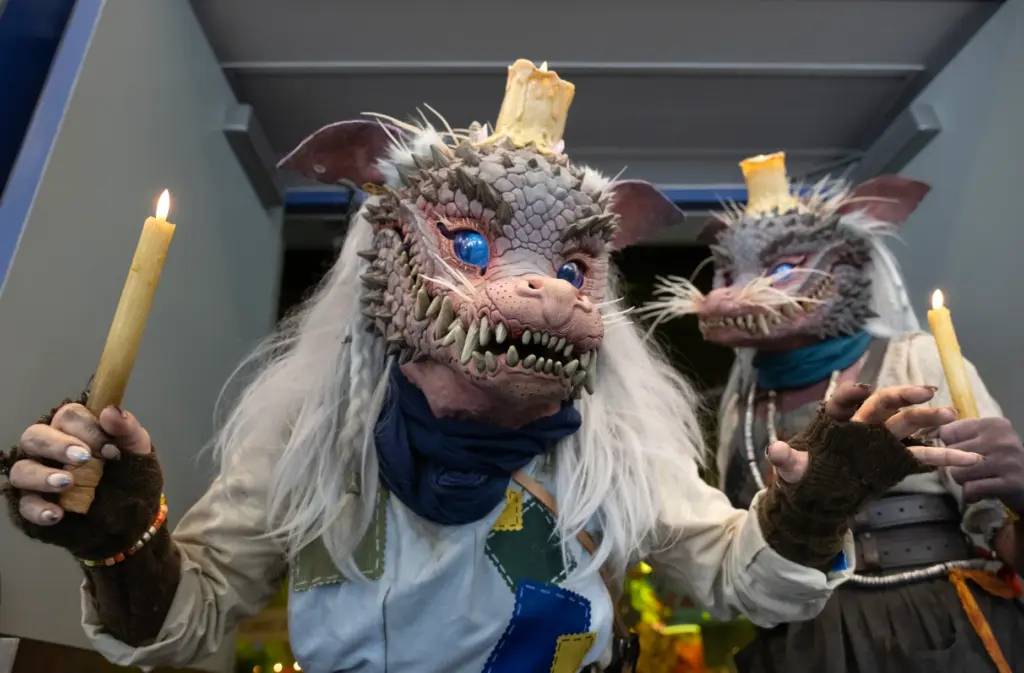 Kobolds, World of WarCraft characters, infiltrate the Anaheim Convention Center...