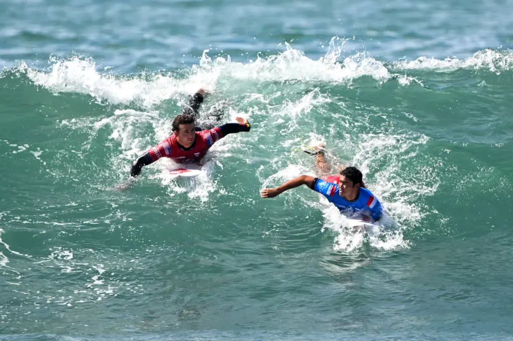 Griffin Colapinto, left, and Rio Waida compete in round 2...