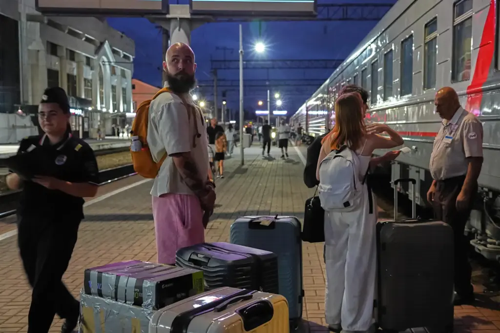 A 28-year-old digital content marketer who decided to leave Russia...