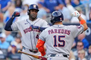 Unlikely playoff teams Astros, White Sox collide in AL Wild Card Series