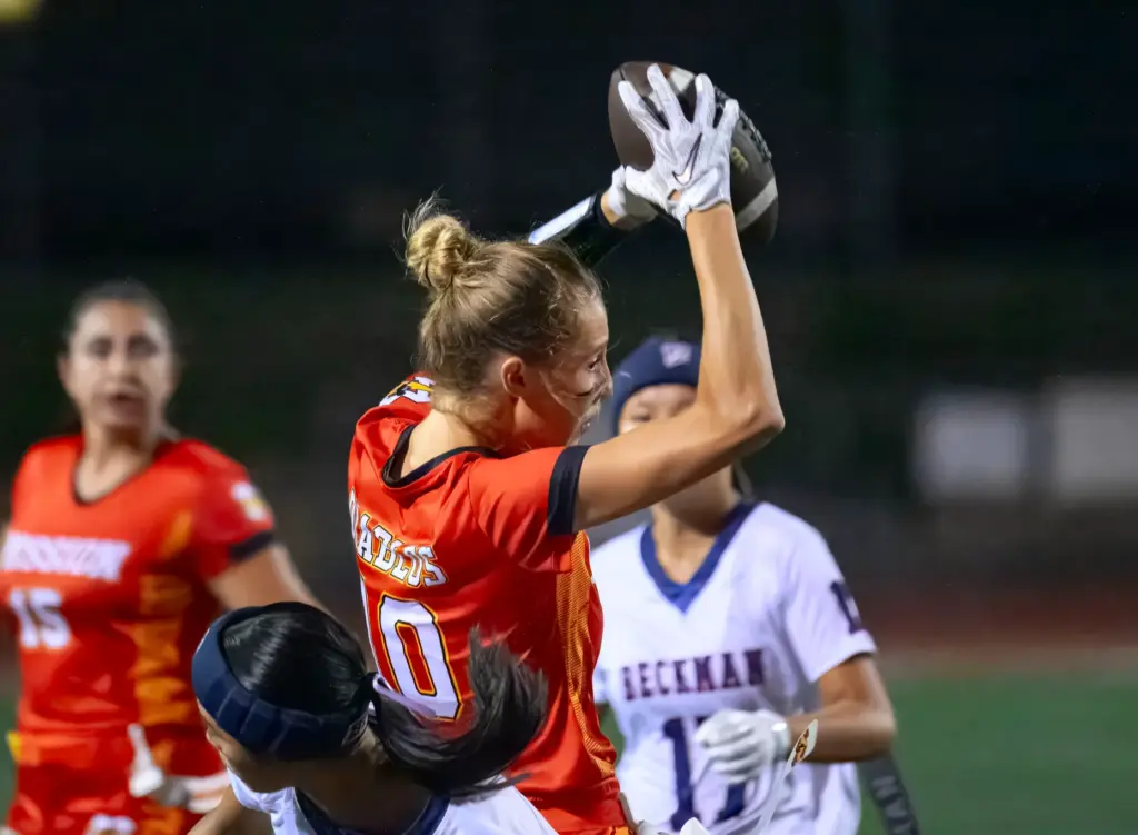 Mission Viejo wide receiver Leah Vanderveen pulls down a pass...
