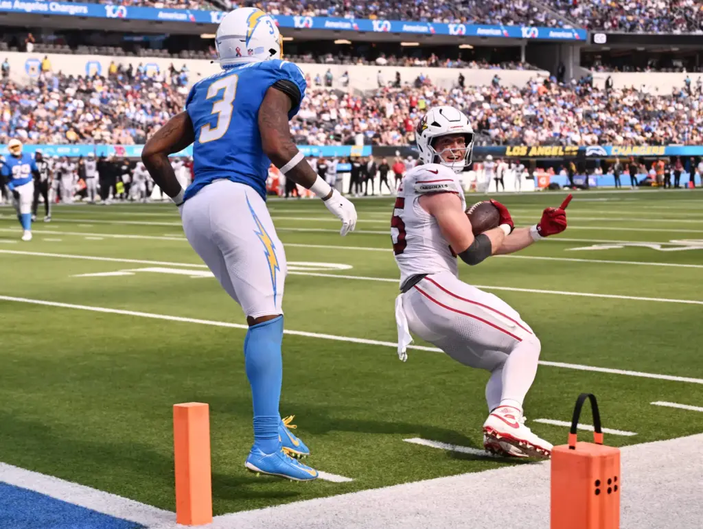 Arizona Cardinals tight end Trey McBride (85) catches a touchdown...