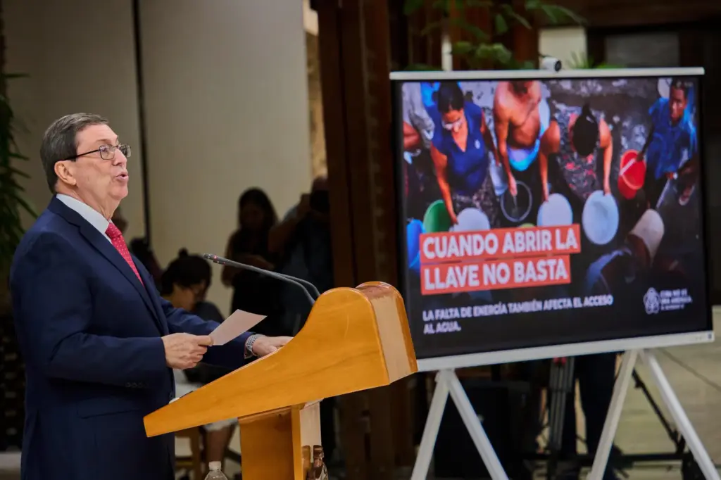 Foreign Minister Bruno Eduardo RodrÃ­guez Parrilla speaks to the press.