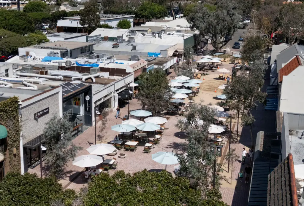 Work is being finished at the Promenade on Forest in...