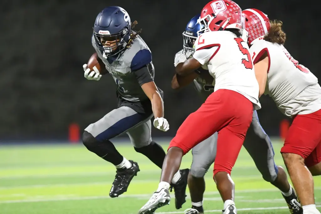 Sierra Canyonâs Sir Homer King Webb carries the ball against...
