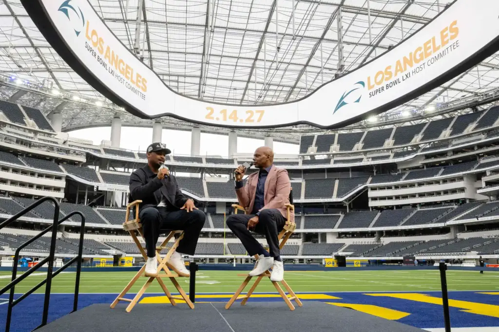 From left, Super Bowl Champion Robert Woods and Television Host...
