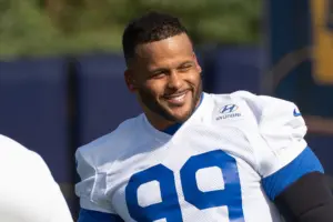 Rams’ Aaron Donald plans to make season debut Monday vs. Giants
