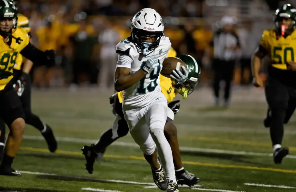 Chino Hills Huskies wide receiver Makhi Cook (19) runs the...