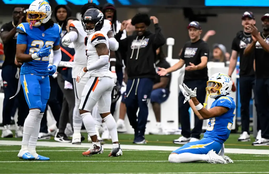 The Chargers Deane Leonard (33) reacts to a pass interference...