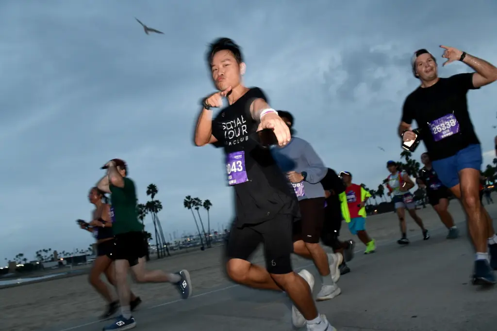 A sold-out field of runners participates in the 2026 2XU...