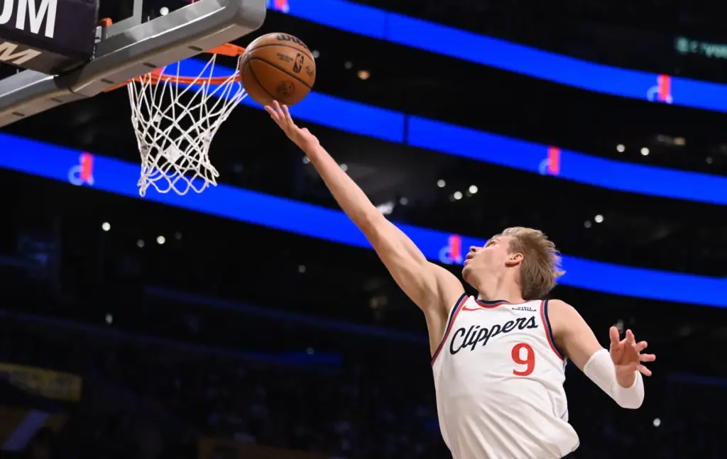 Clippers guard Gradey Dick gets to the basket for a...