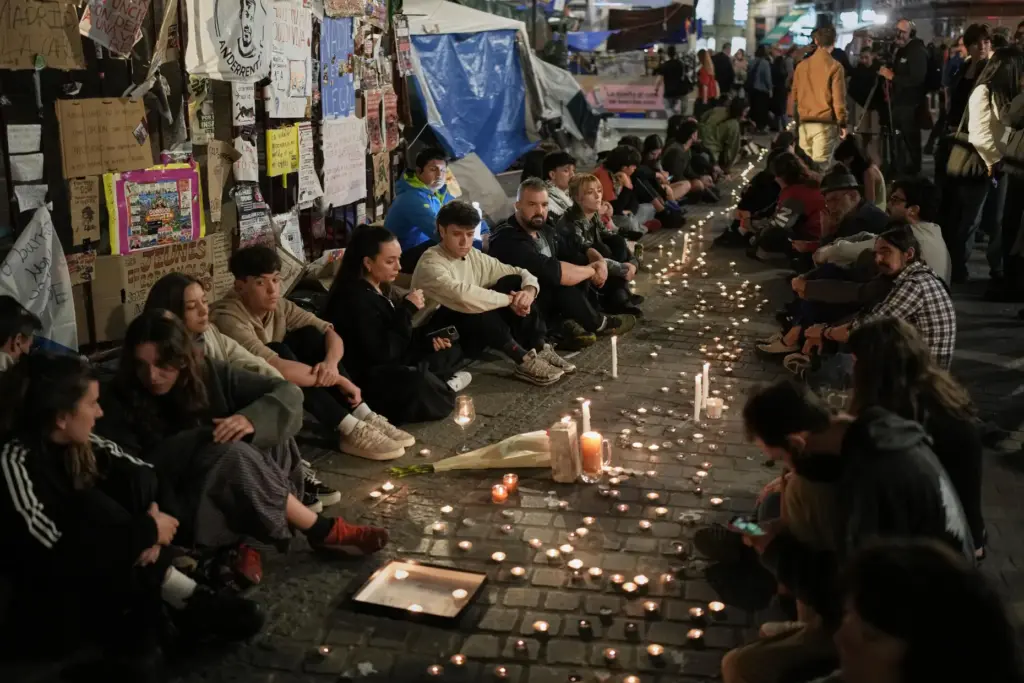Protesters gather after the reported death of María del Carmen...
