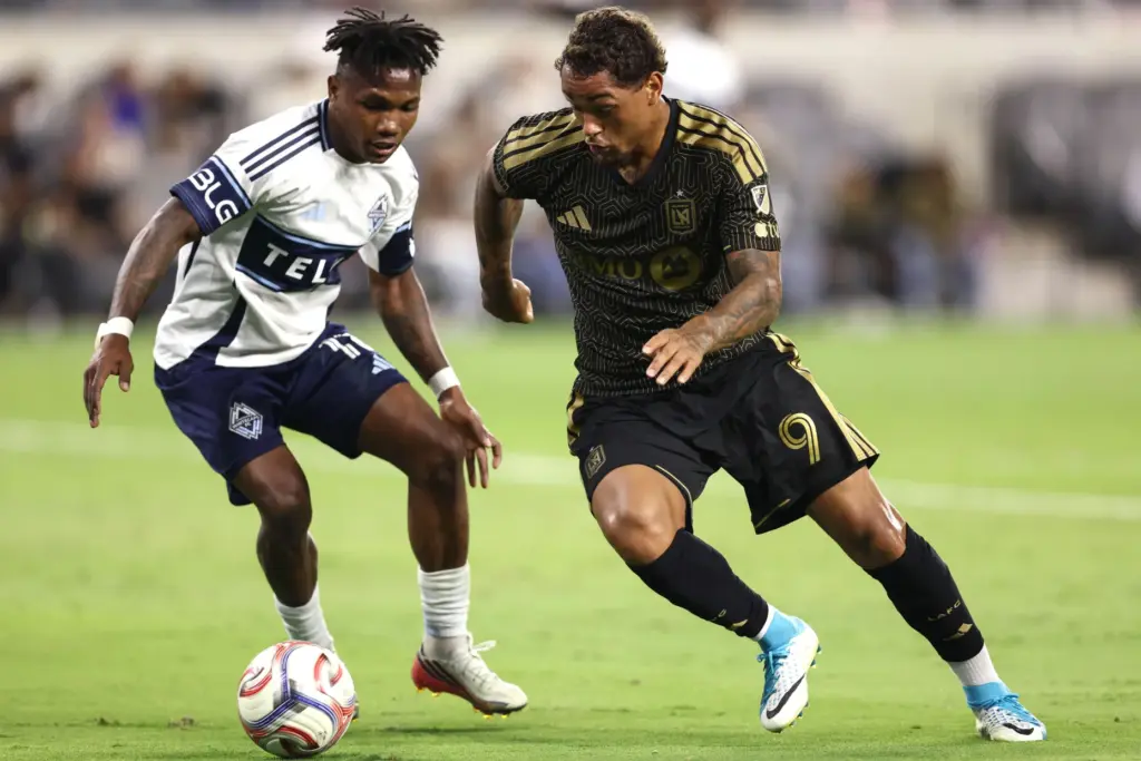 Los Angeles FC forward Armindo Sieb (9) controls the ball...