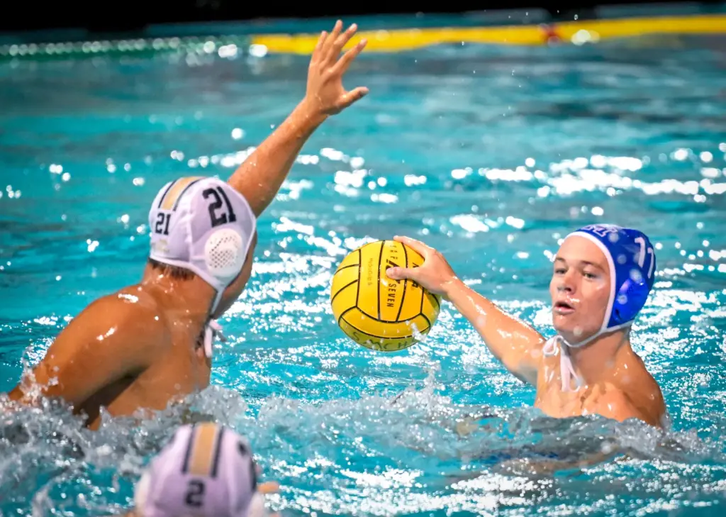 JSerraâs Dylan Park, left, attempts to block Santa Margaritaâs Owen...