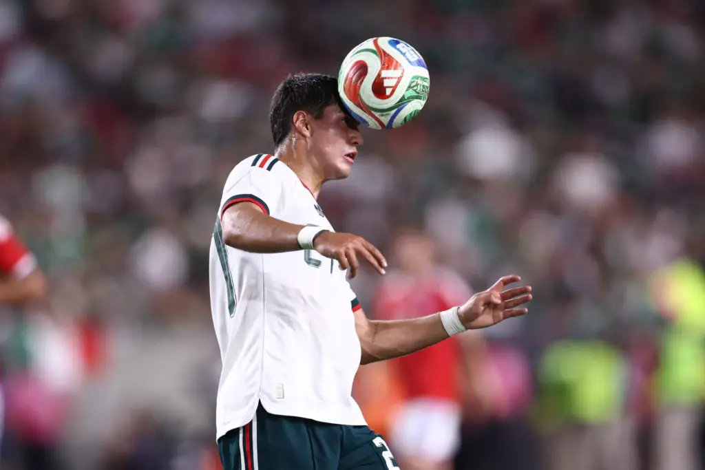 Mexico defender Everardo LÃ³pez heads the ball during the first...