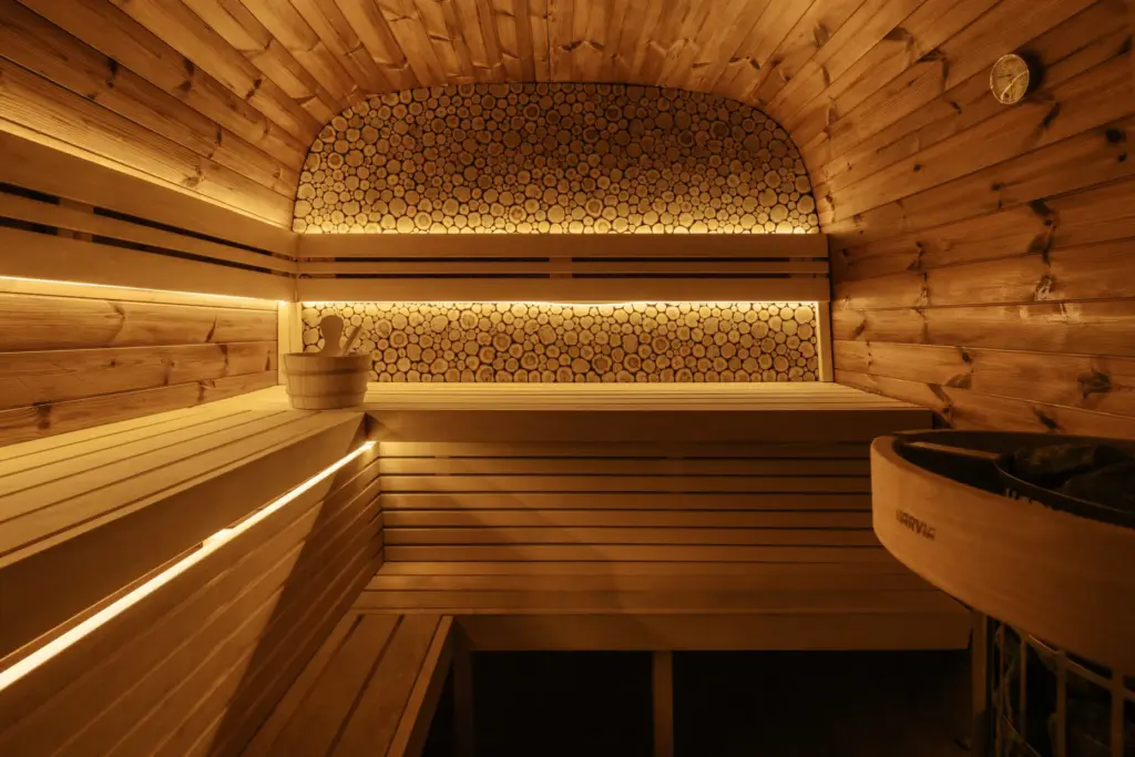 Inside the sauna. (Photo by Cristian Cruzio)