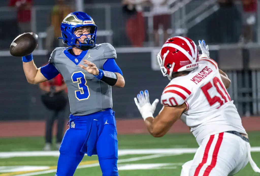Santa Margarita quarterback Fletch Palmer (3) throws the ball during...