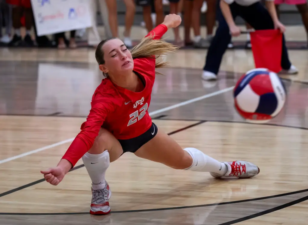 Mater Dei’s Katherine Nowak tries to dig out a shot...