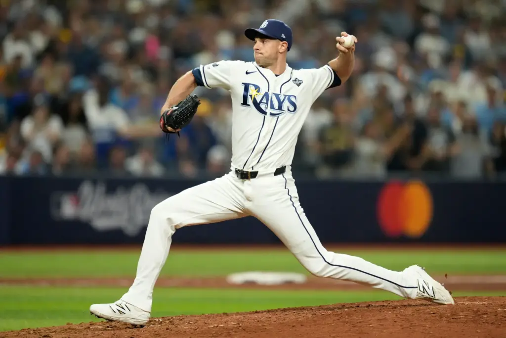 Tampa Bay Rays relief pitcher Steven Matz throws to the...