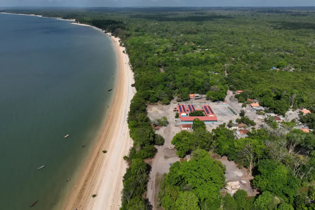 The Sao Benedito School, powered by solar panels on the...