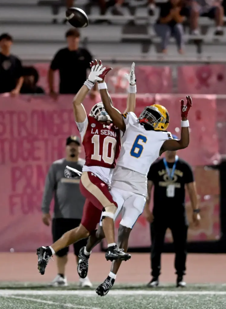 La Mirada Matadores Jaylen Scott (6) breaks up a pass...