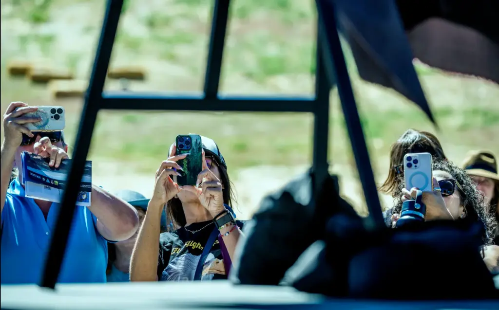 Jackie fans take pictures of Big Bear Lake Artist Jillana...