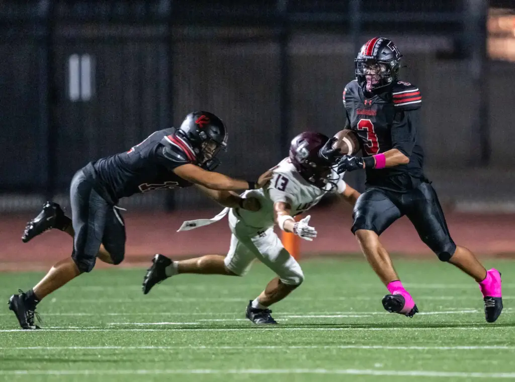 Troy wide receiver Andrew Green (3) carries the ball during...