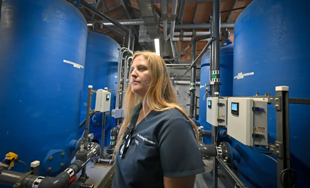 Pacific Marine Mammal Center associate veterinarian Kelsey Reames, answers questions...